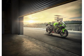 Kawasaki Delivers A PERFORMANCE PROMISE And European Commitment At Intermot