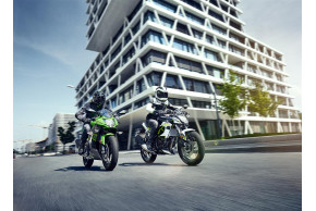 Kawasaki Unveils Ninja 125 Or Z125: The Toughest Choice